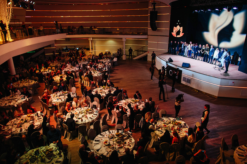 Награды для создателей красоты: от стилистов до пластических хирургов