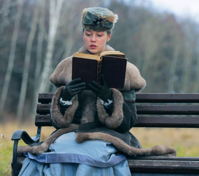 Именно руки выдают возраст женщины, поэтому в мороз всегда носите перчатки