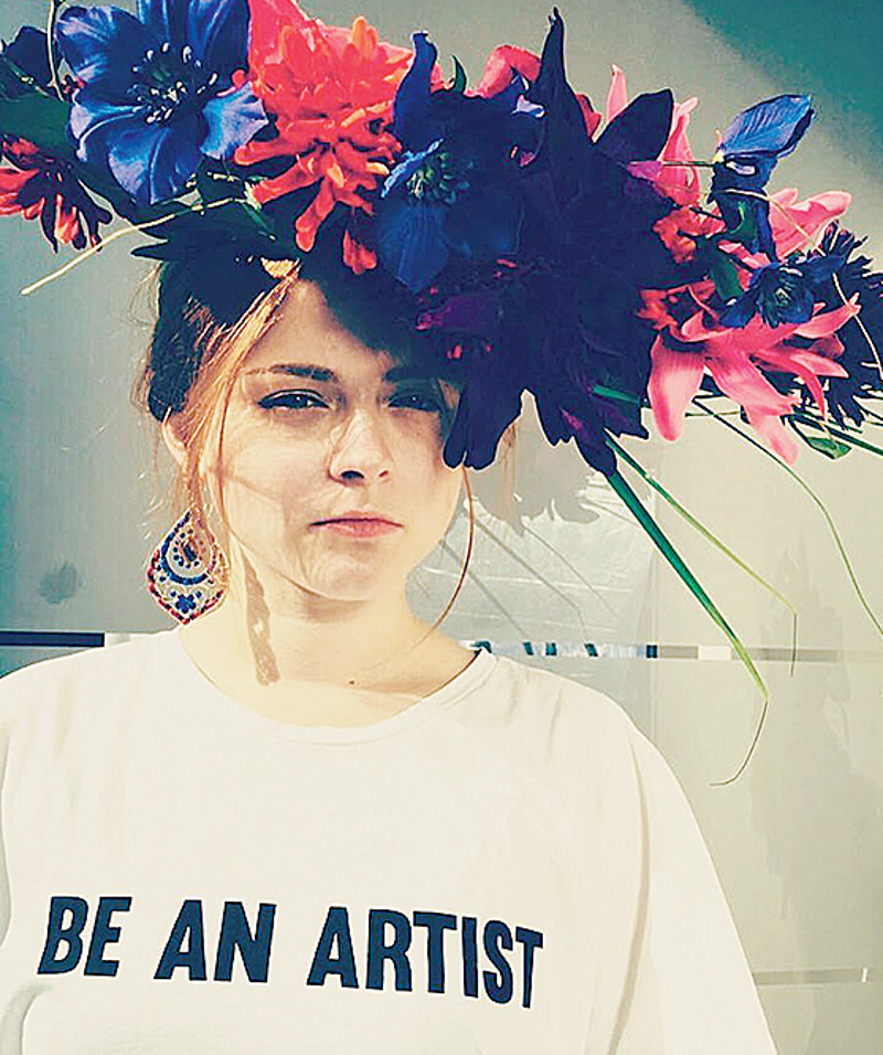 Дизайн шляп — хобби актрисы. Ксения надеется, что добьется в этом немалых успехов