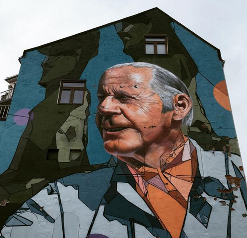 Граффити в честь Тура Хейердала