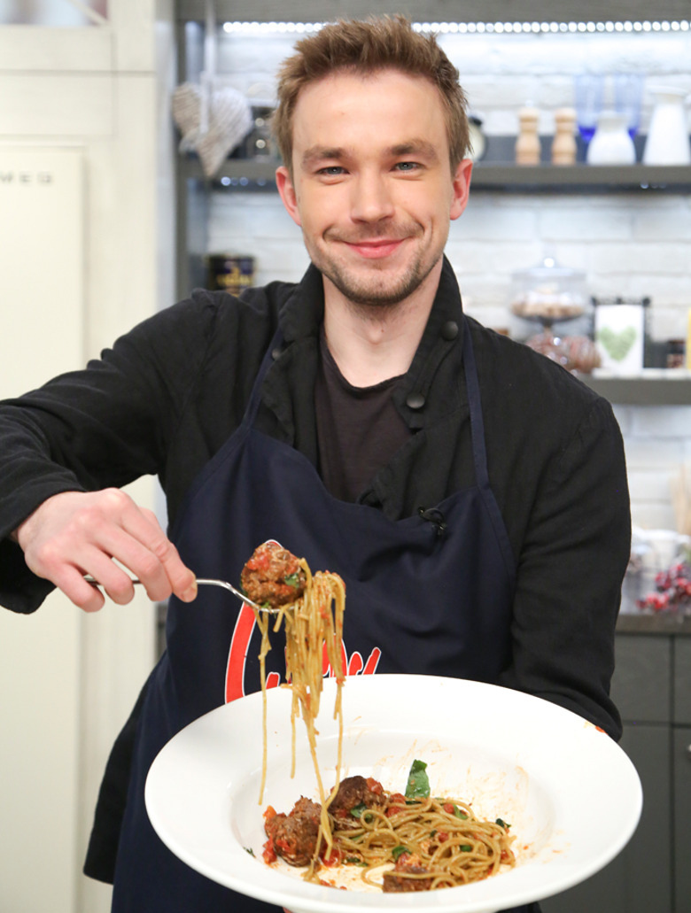 Александр Петров