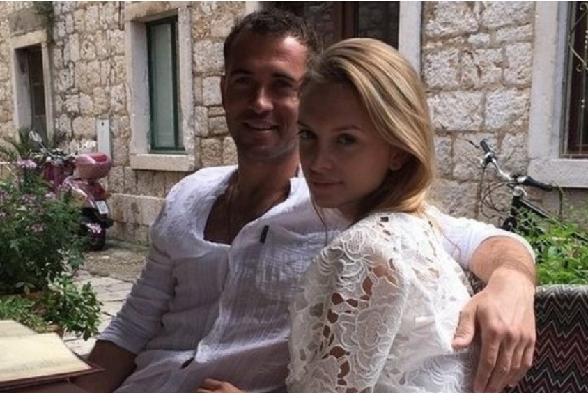 АЛЕКСАНДР И МИЛАНА КЕРЖАКОВЫ