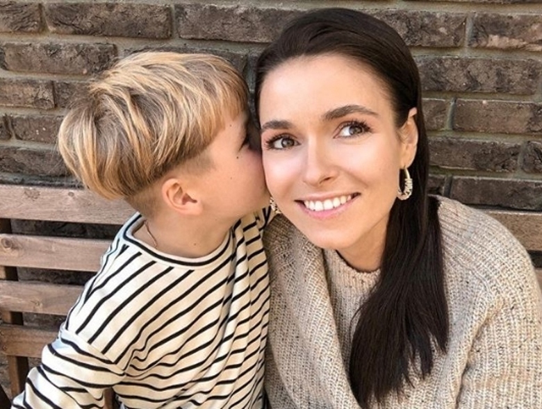 Ирена Понарошку со старшим сыном