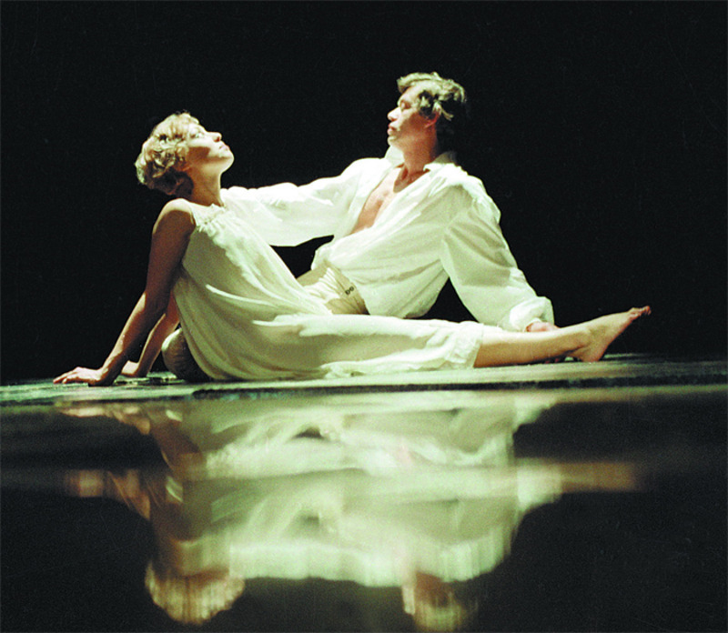 С легендарным спектаклем «Юнона» и «Авось» Николай объехал полмира