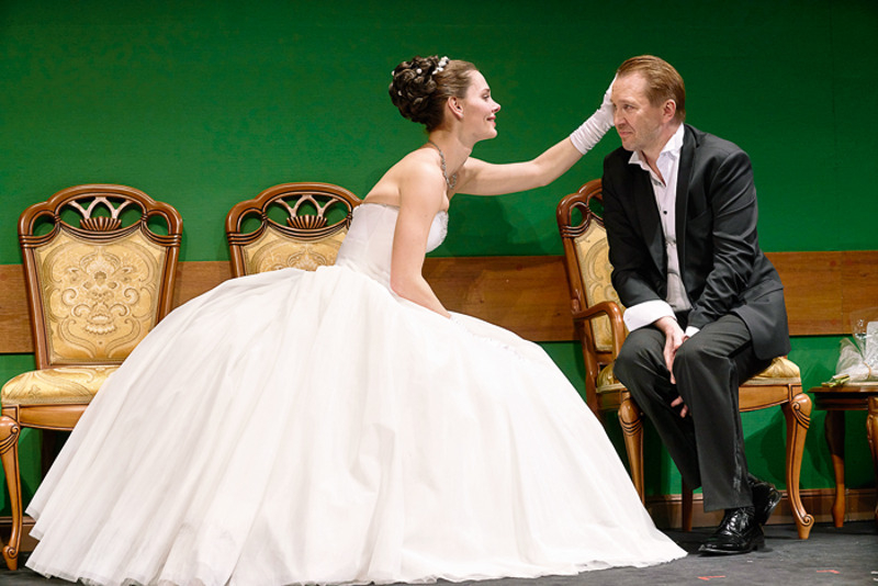 Новое прочтение одноименной чеховской пьесы в спектакле «Иванов». С Елизаветой Боярской.