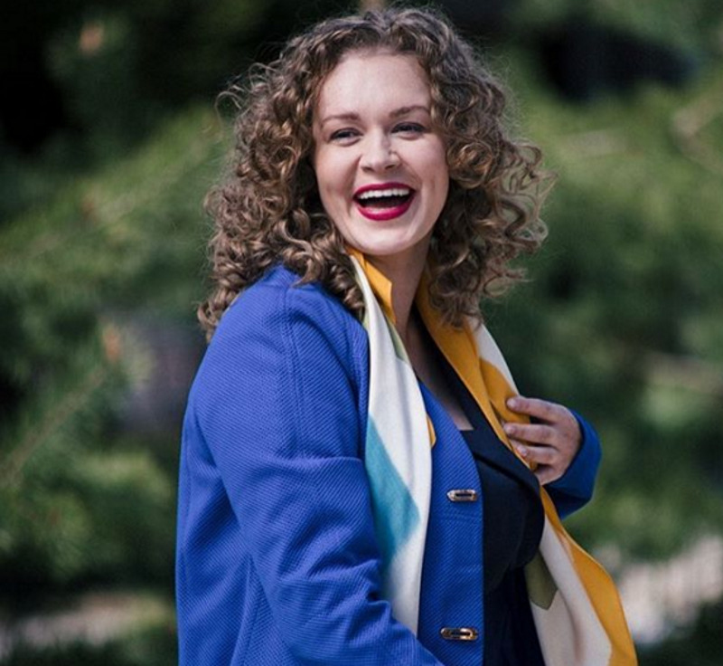 "Я изначально была не из той породы девчонок, которые перманентно настроены на романы. И в зону серьезной любви пришла достаточно поздно"