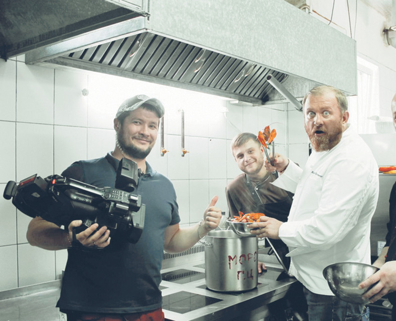 Константин Ивлев на съемках программы «На ножах»