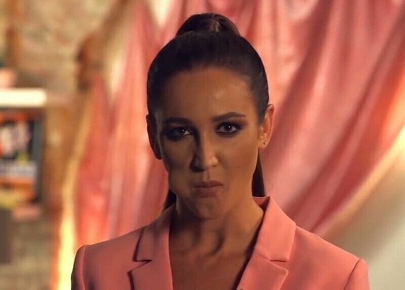 Ольга показала гимнастику