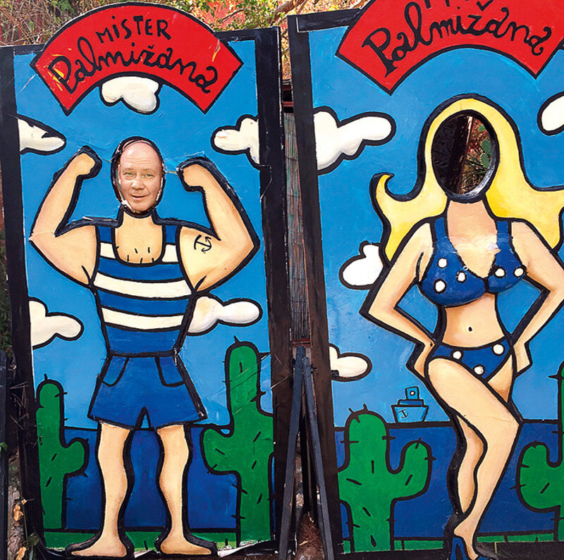 Виталий был женат три раза, но сейчас место спутницы жизни вакантно