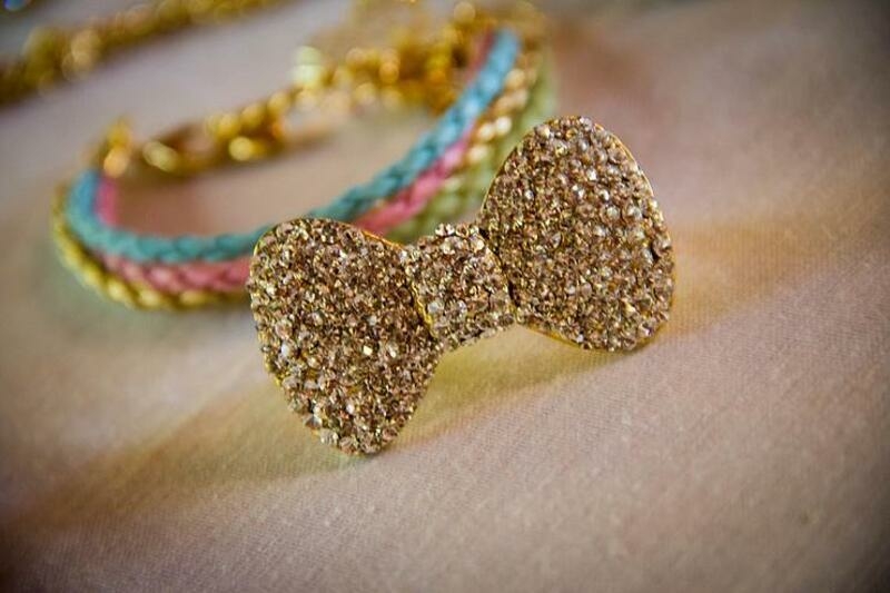 Украшения держите в спальне