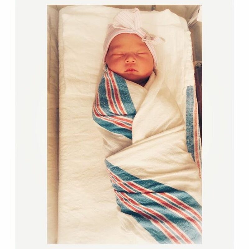 Роуз всего 5 дней