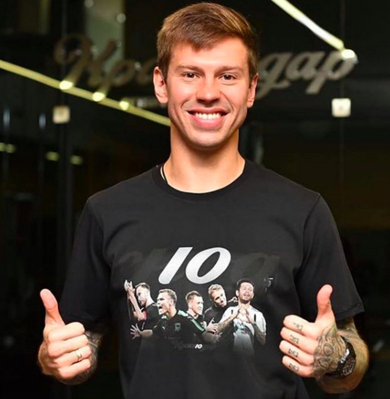 Федор Смолов рассказал, что такое дриблинг