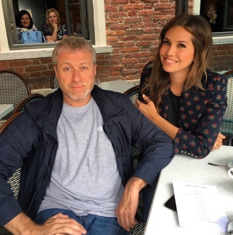 РОМАН АБРАМОВИЧ И ДАША ЖУКОВА