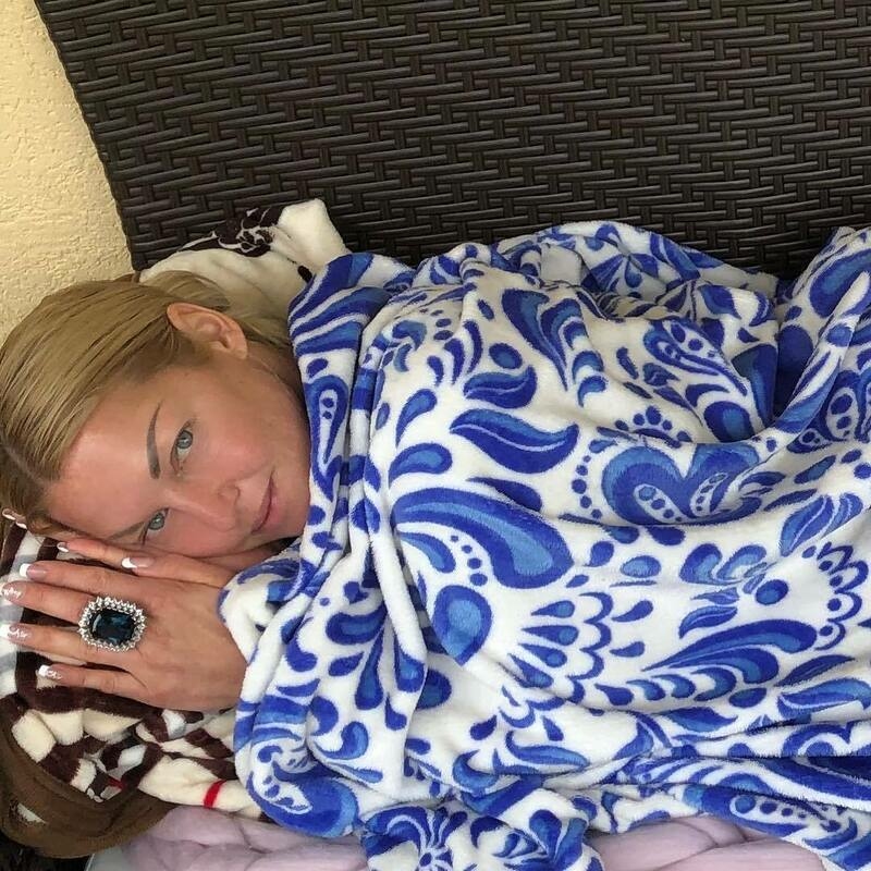 Балерина не расстается с украшением