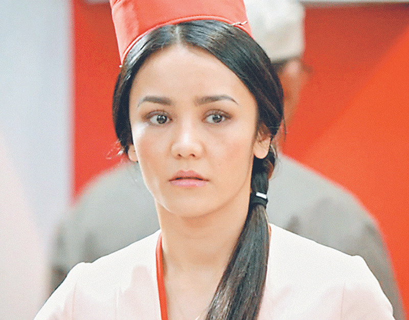 Роль в сериале «Кухня» сделала актрису очень узнаваемой. А съемки в проекте Феруза называет самыми любимыми