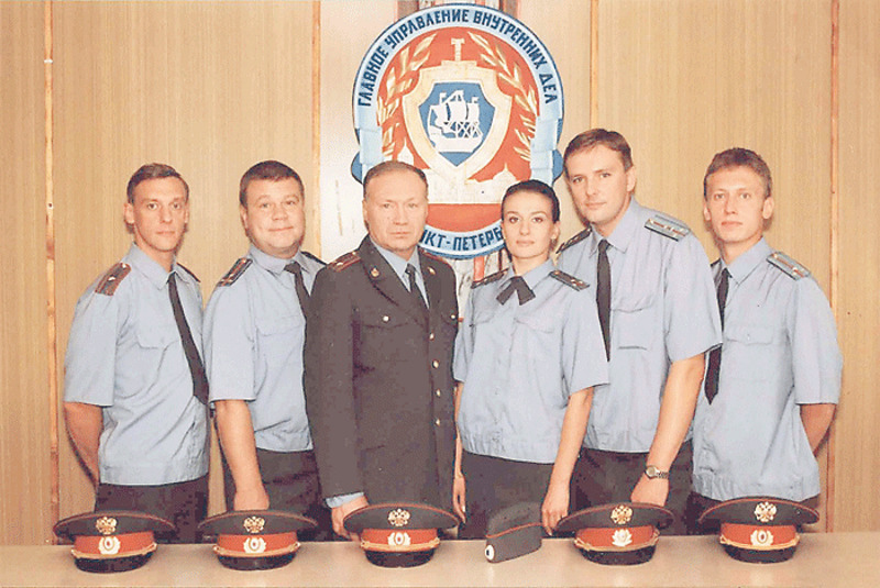 «Улицы разбитых фонарей» стал самым продолжительным сериалом на российском ТВ. Александр Половцев (слева), как и другие актеры, посвятил проекту 23 года карьеры