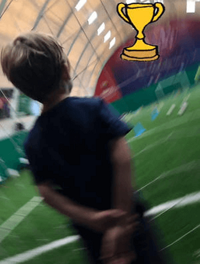 Мальчик готов к тренировкам