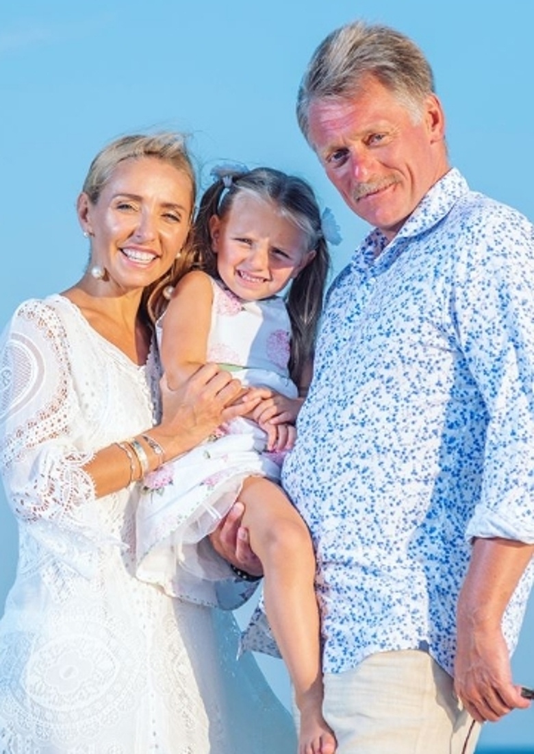 Татьяна Навка и Дмитрия Песков с дочкой Надеждой