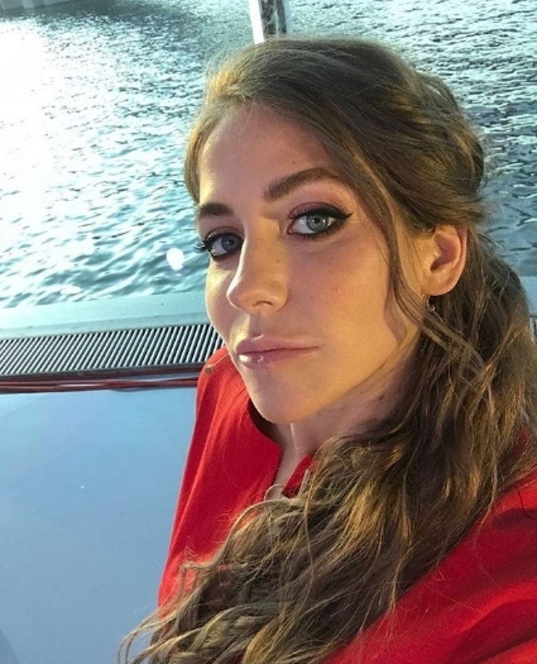 Юлия Барановская с детьми