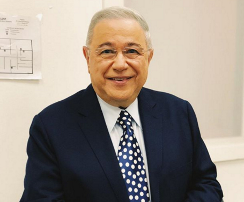 ЕВГЕНИЙ ПЕТРОСЯН