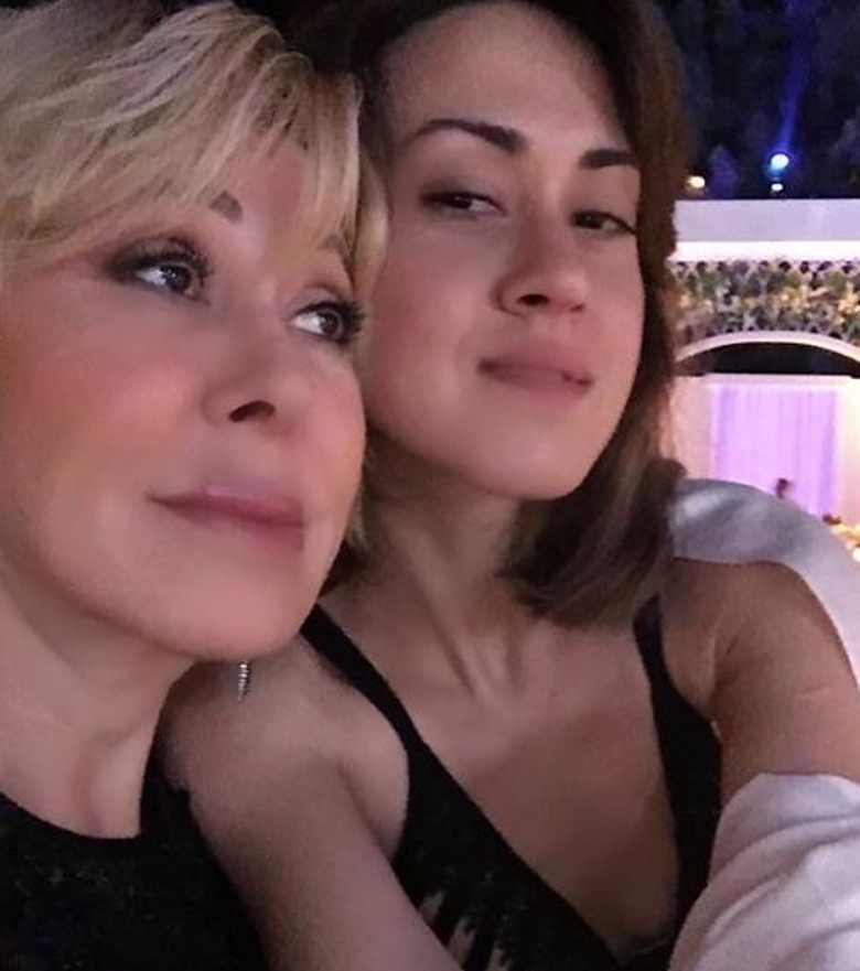 ЛЮБОВЬ УСПЕНСКАЯ С ДОЧЕРЬЮ ТАТЬЯНОЙ