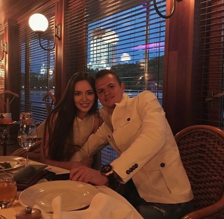 ДМИТРИЙ ТАРАСОВ И АНАСТАСИЯ КОСТЕНКО