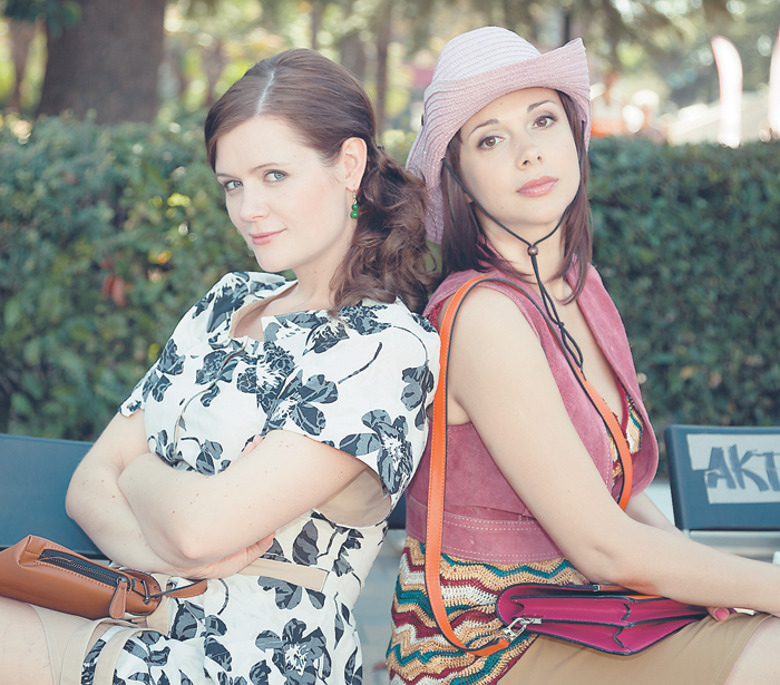 В продолжении сериала «Курортный роман» героиня Дарьи Калмыковой вновь попадает в нелепые и смешные ситуации. На фото с коллегой по проекту Ольгой Бынковой