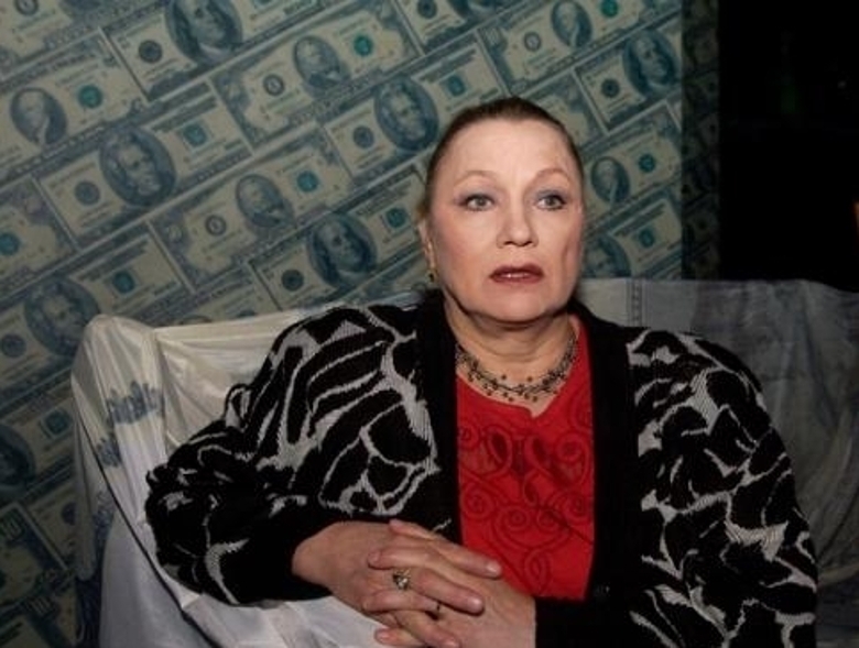 НИНА РУСЛАНОВА