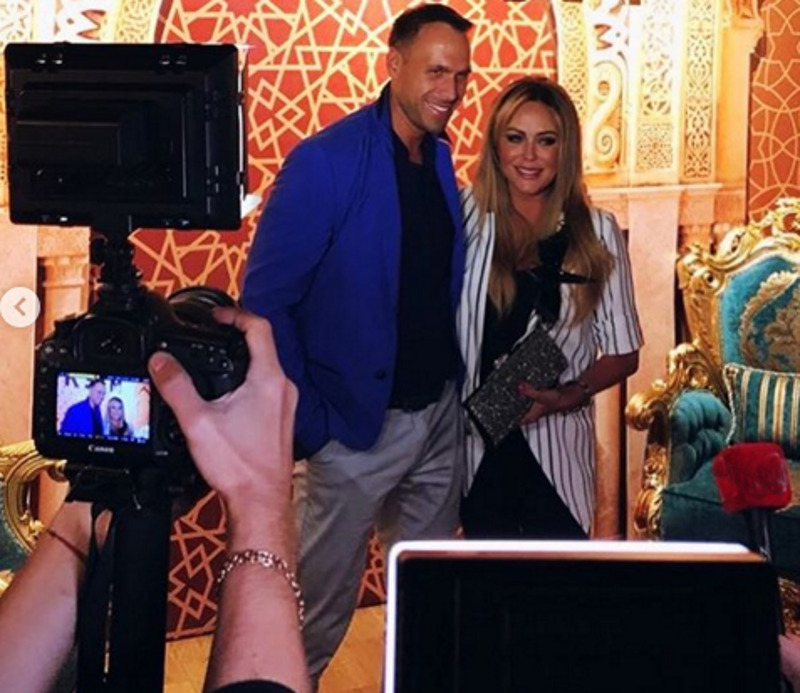 Началова с новым избранником