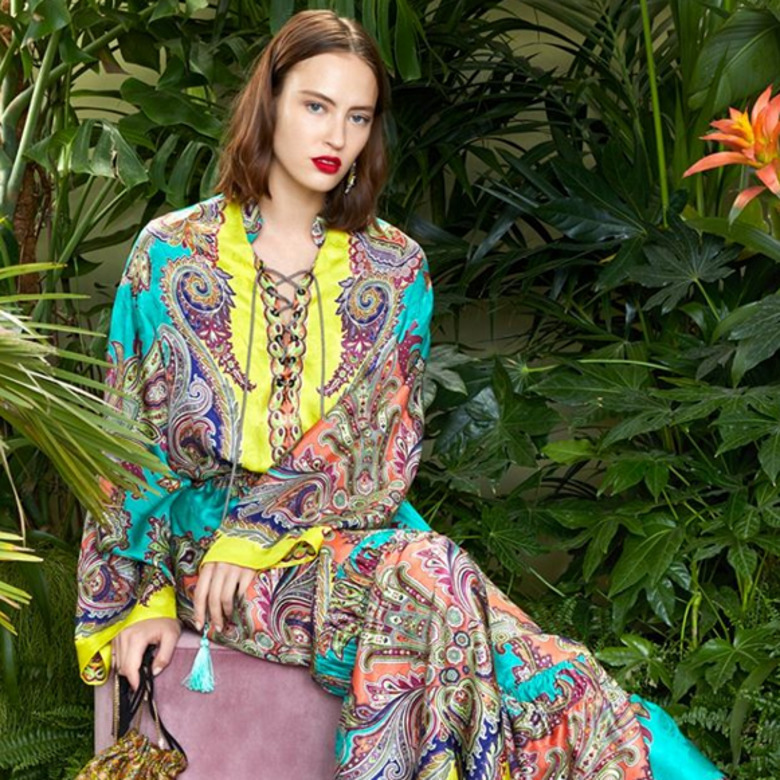 Модельеры ищут вдохновение в Африке