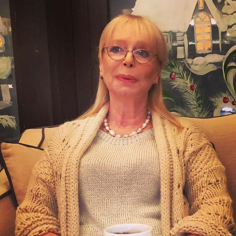 Друг семьи продюсер Любовь Воропаева призывает Риту не верить всем слухам, касающимся ее мужа