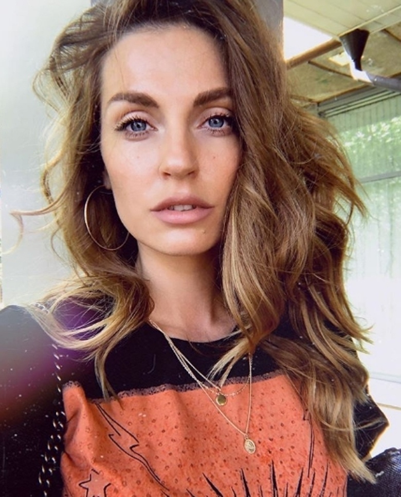 Саша Савельева