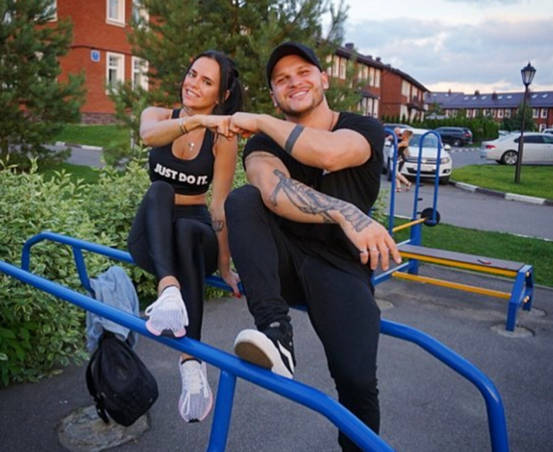 Виктория Романец и Антон Гусев