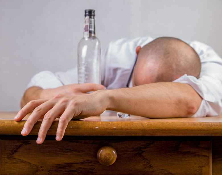 Пьющий муж — настоящая беда для его жены