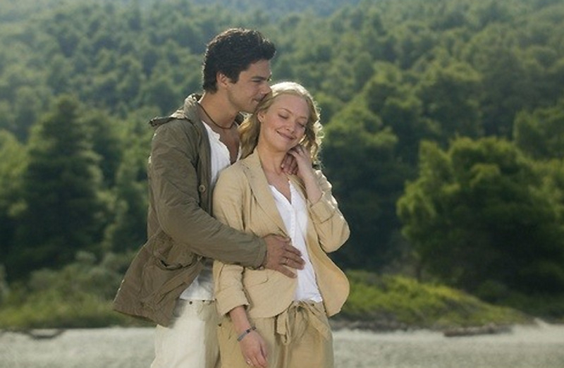 Романтику со съемок мюзикла «Мамма Mia!» Аманда Сайфред и Доминик Купер перенесли в реальную жизнь