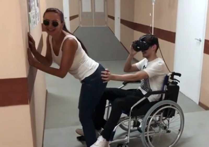 Бледанс сама подогревала слухи о романе с молодым актером