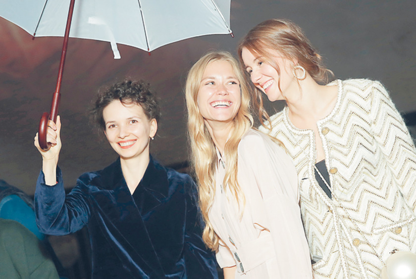 Мария Смольникова, Варвара Бородина и Ирина Старшенбаум