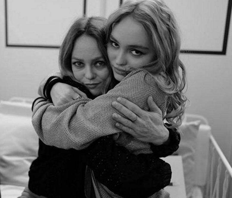 Ванесса Паради с дочкой Лили Роуз