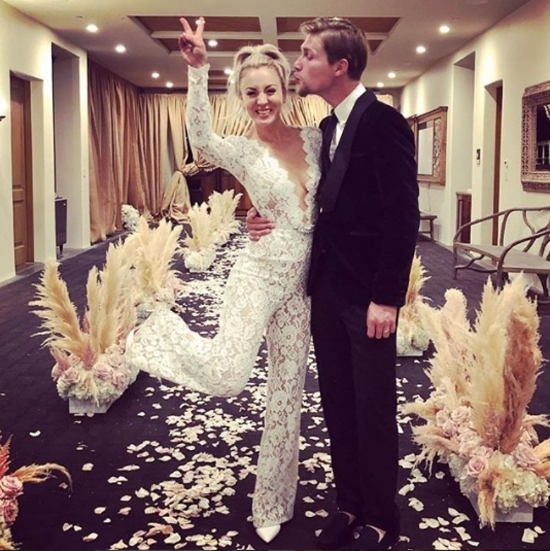 Карл Кук и Кейли Куоко