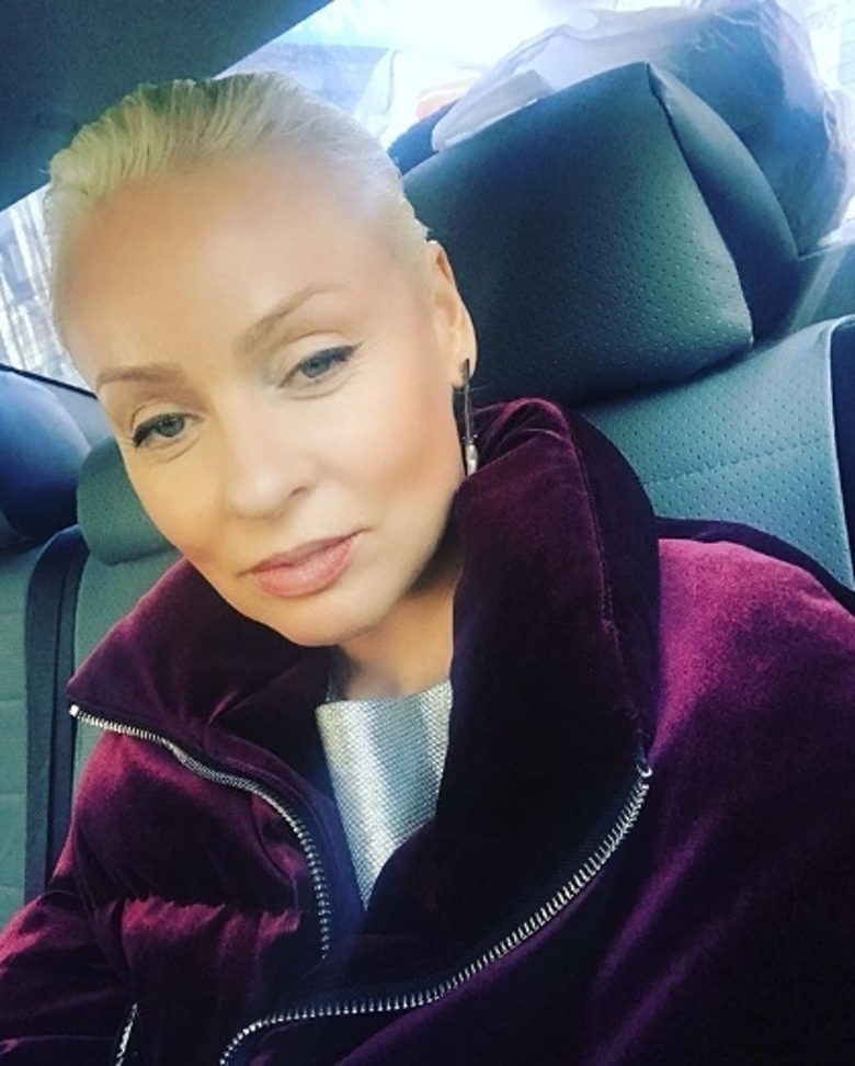 Жанна Эппле