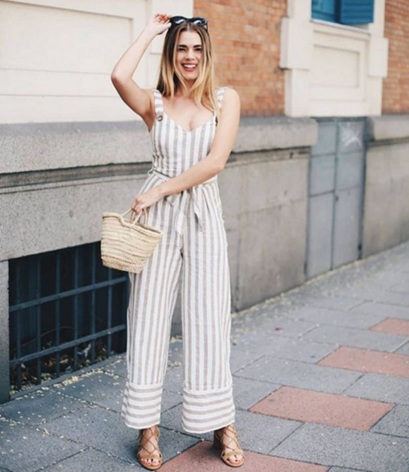 Широкие брюки не только модны, но и удобны