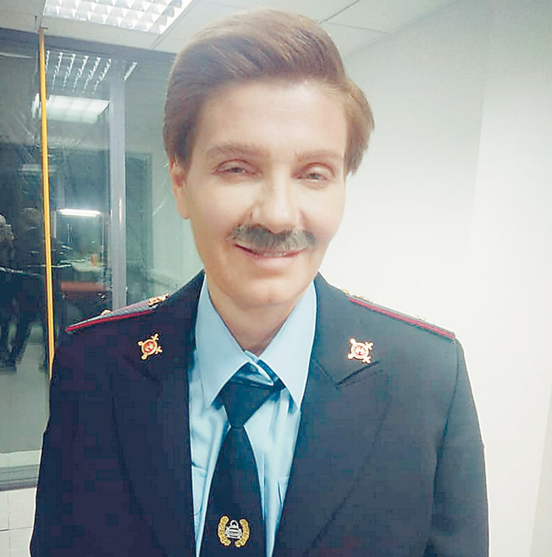 Анна Ардова