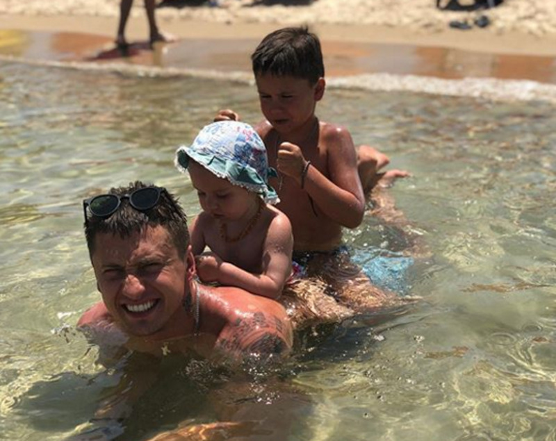 В микроблогах Павла и Агаты частенько появляются кадры с дочерью и сыном