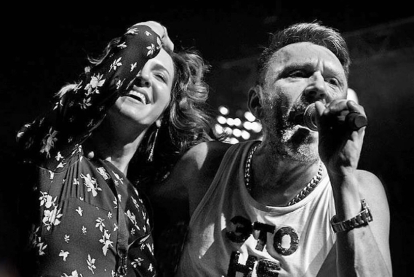 СЕРГЕЙ ШНУРОВ С ЖЕНОЙ МАТИЛЬДОЙ