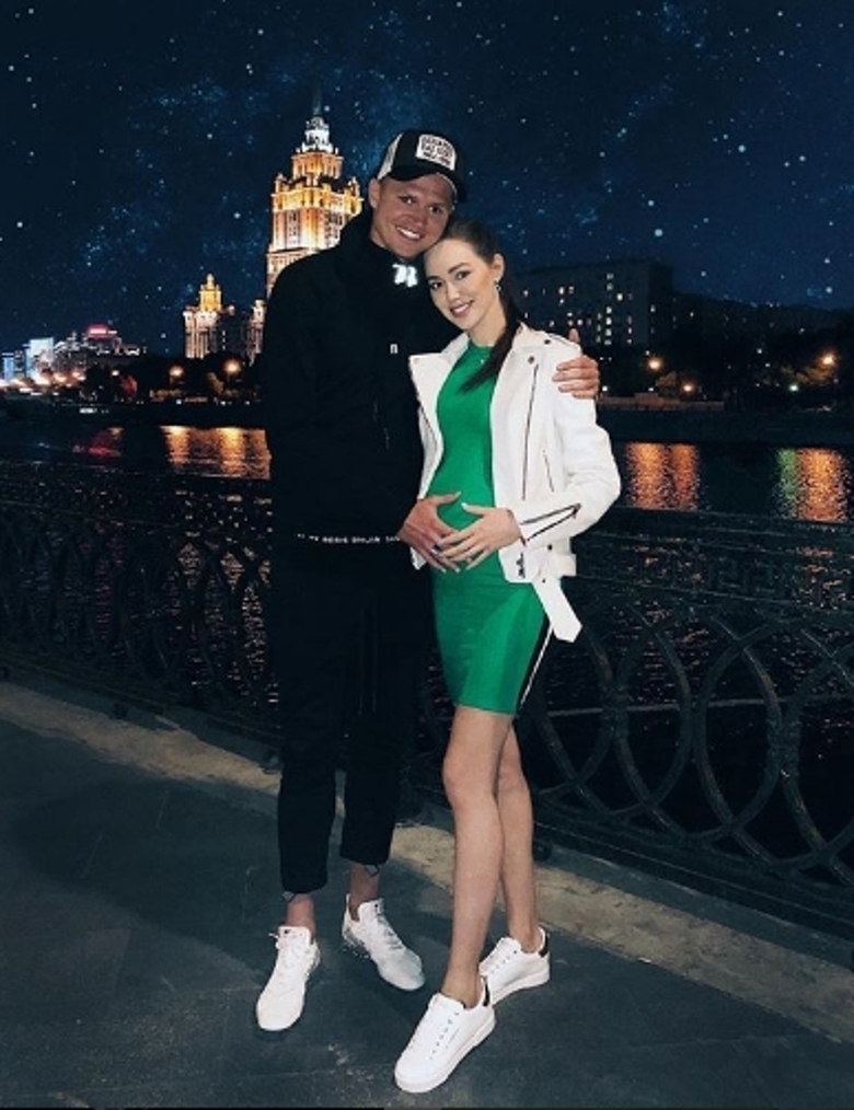 ДМИТРИЙ ТАРАСОВ И АНАСТАСИЯ КОСТЕНКО