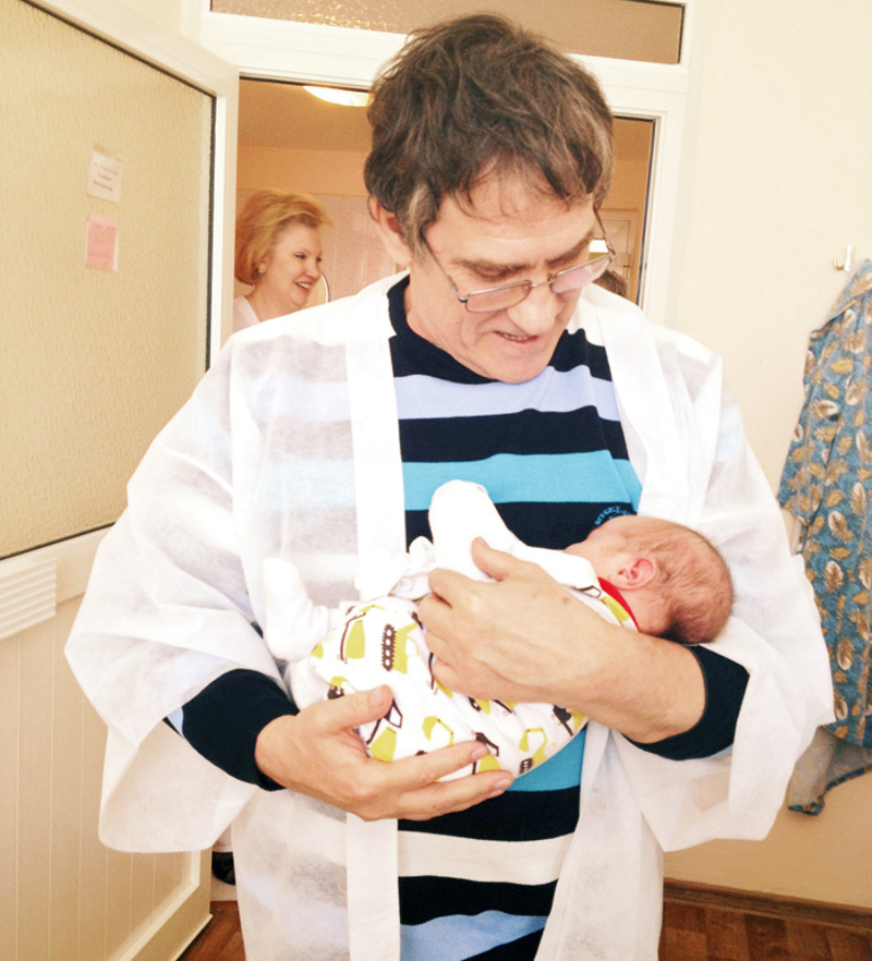 Появление на свет внука было огромной радостью и для Валерия Гаркалина