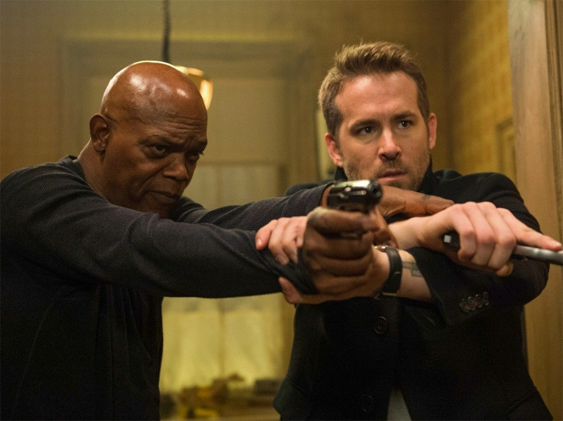 В «Телохранителе киллера» Рейнольдс выступил в своем любимом комедийном амплуа, его партнером на съемочной площадке стал Сэмюэл Л. Джексон