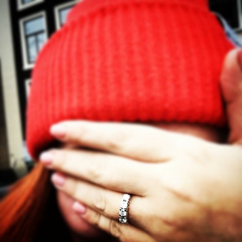 Этой зимой Анастасия получила предложение руки и сердца