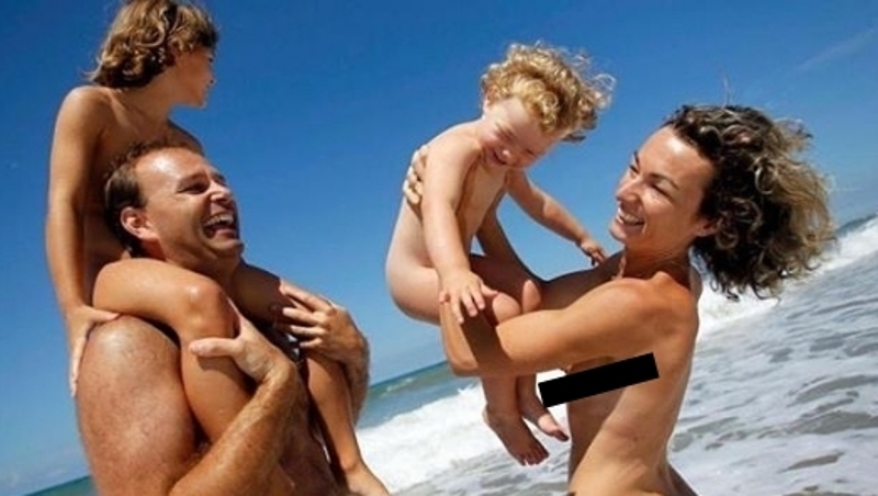 Панин обескуражил подписчиков поздравлением с Днем защиты детей