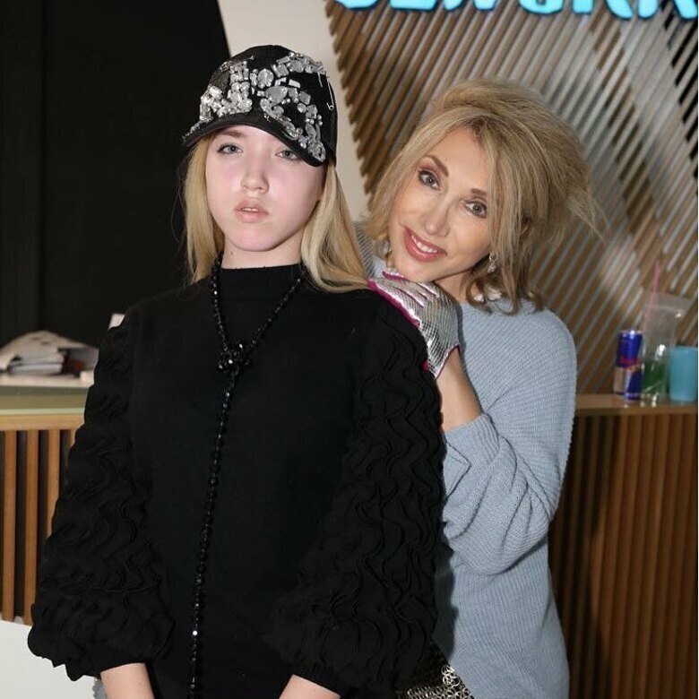 Елена Воробей с дочерью Соней